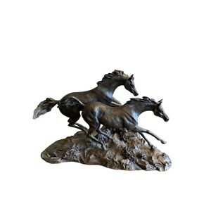 Lanford Monroe Franklin Gallery Morning On Montana Plains Running Horses Statue